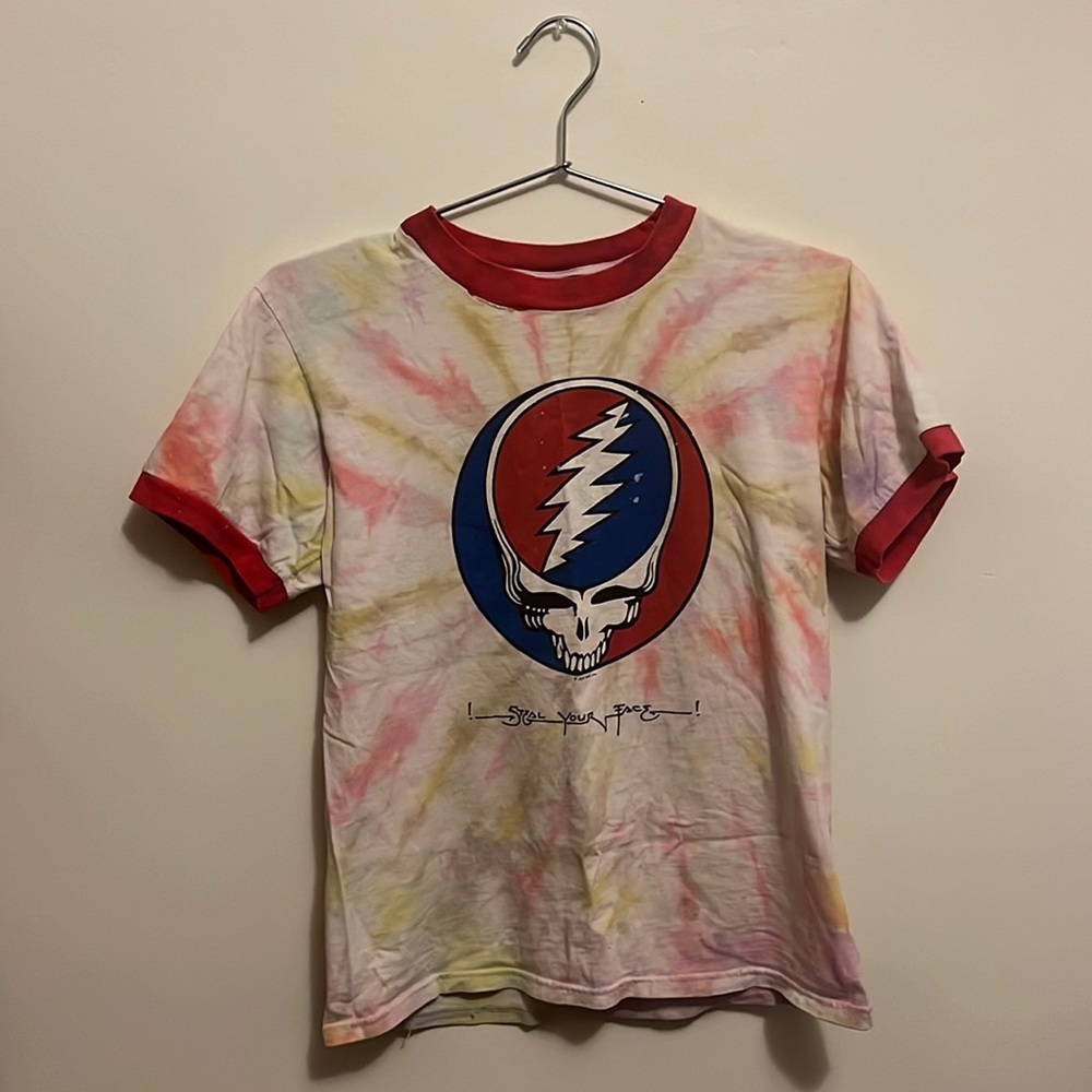 Vintage Greatful Dead tee, size small 2005